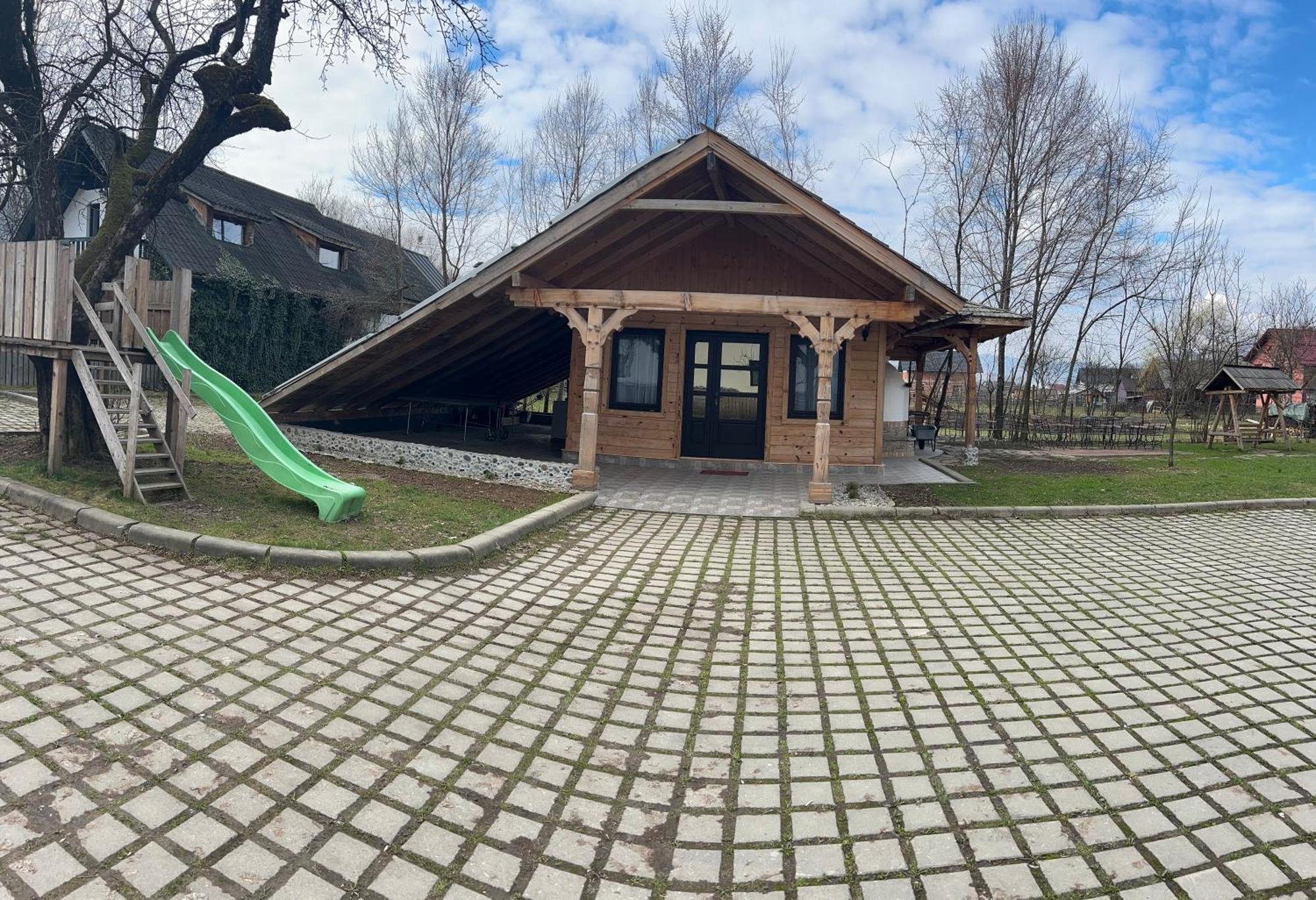 Pensiunea Iza Viseu de Jos Exterior foto